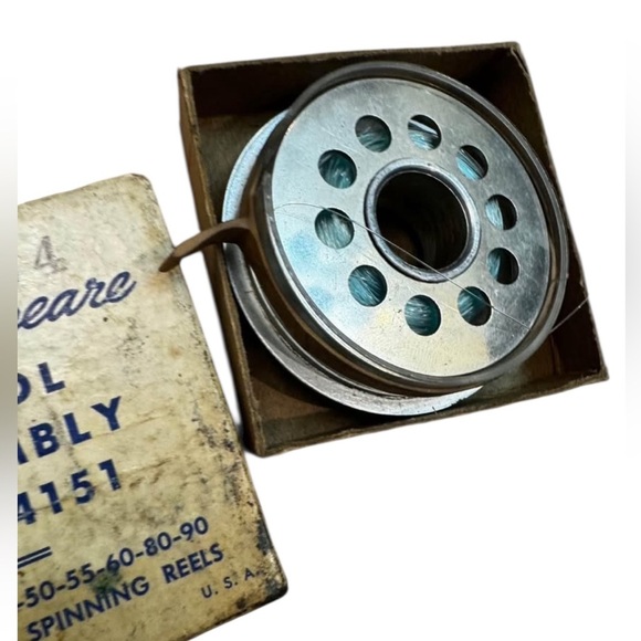 Vintage 4151 Spool Assembly for Shakespeare 1750 Spinning Reel made in USA - Picture 1 of 12